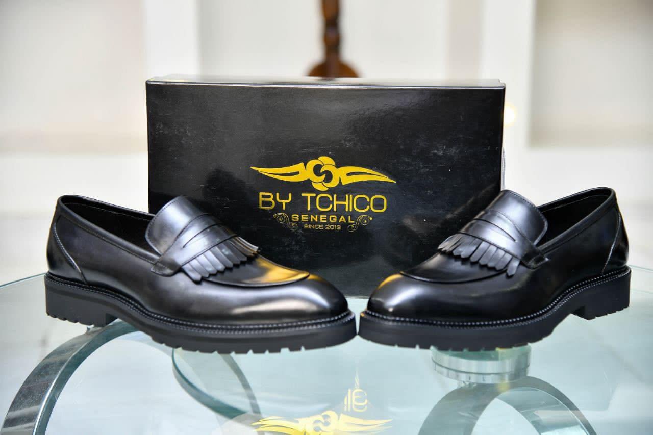 Chaussures en cuire by tchico